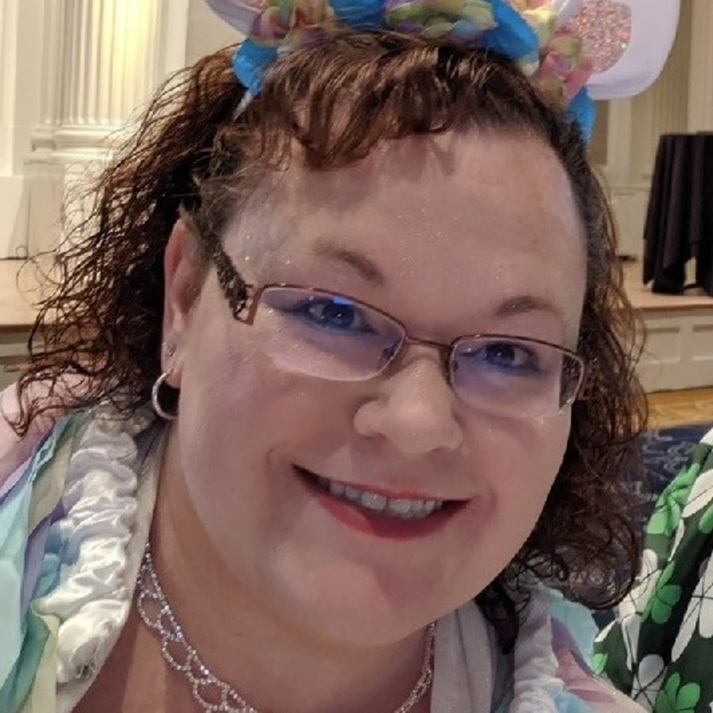 Meet your Posher, Carrie